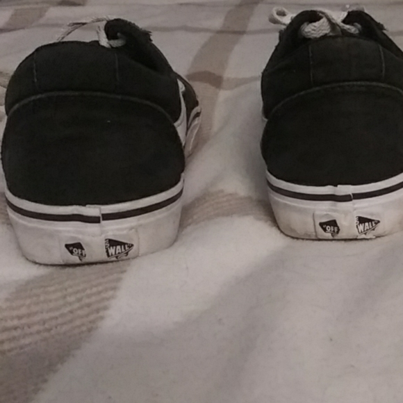 Old school vans. - Picture 4 of 4